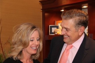 Свадьба вдовы Патрика Суэйзи была скромной